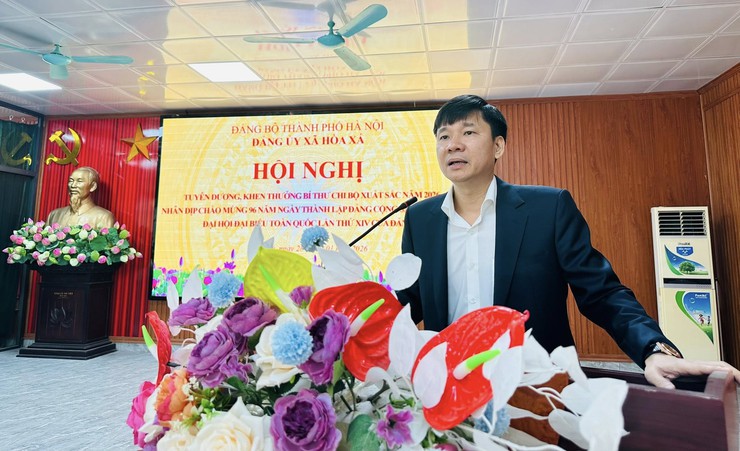 ĐẢNG ỦY XÃ HÒA XÁ TUYÊN DƯƠNG, KHEN THƯỞNG BÍ THƯ CHI BỘ XUẤT SẮC NĂM 2026- Ảnh 1.