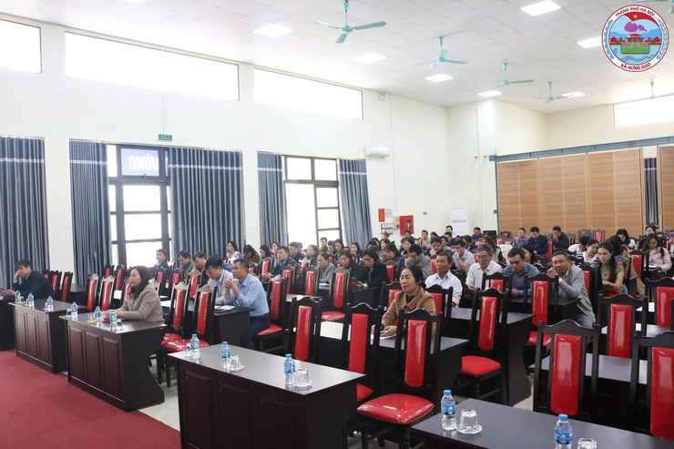 Xã Hưng Đạo tham dự Hội nghị tập huấn triển khai 04 thủ tục hành chính của Đảng trên Cổng Dịch vụ công Quốc gia- Ảnh 1.