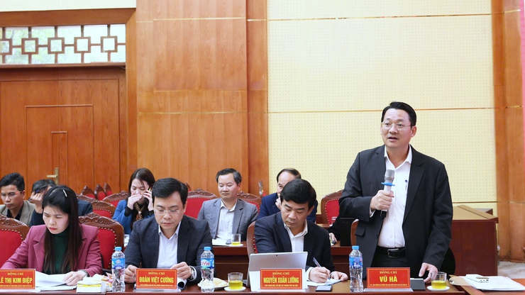 Hội nghị làm việc với đoàn công tác số 14 của Thành uỷ kiểm tra công tác bầu cử của 4 xã Vân Đình, Hoà xá, Ứng Hoà và Ứng Thiên- Ảnh 2.