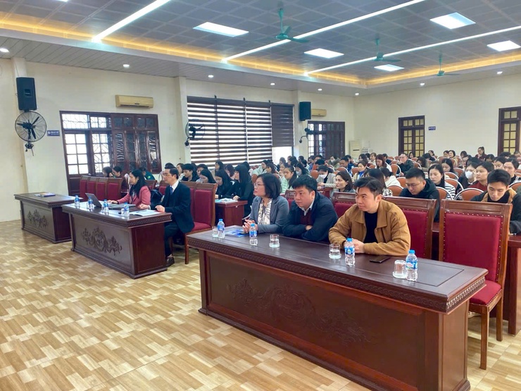 Bồi dưỡng nhận thức về Đảng cho quần chúng ưu tú khóa II năm 2026- Ảnh 2.