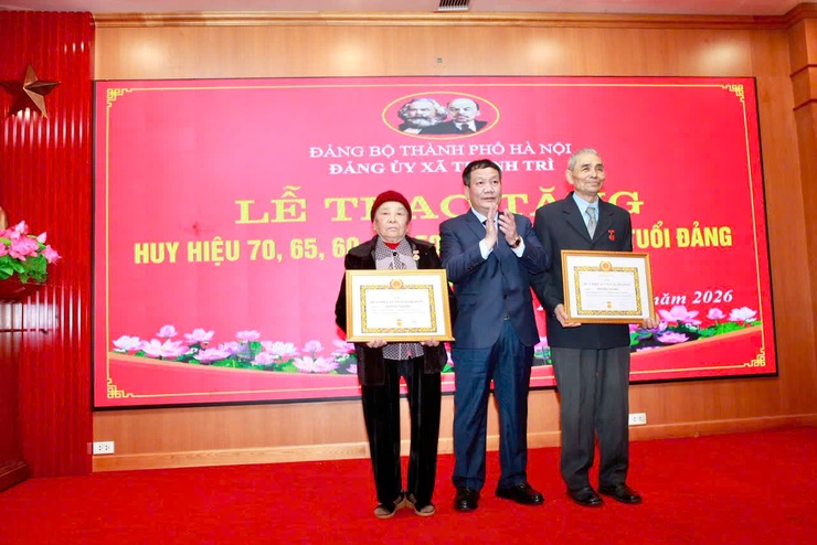 Huy hiệu Đảng – Niềm tự hào của các đảng viên lão thành xã Thanh Trì- Ảnh 3.