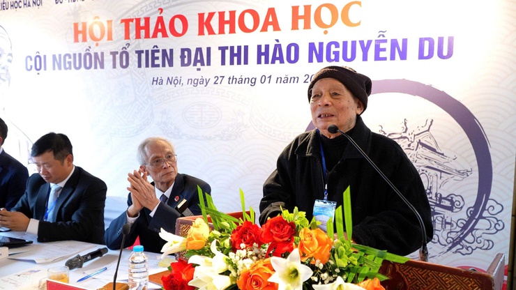 HỘI THẢO KHOA HỌC "CỘI NGUỒN TỔ TIÊN ĐẠI THI HÀO NGUYỄN DU – DANH NHÂN VĂN HÓA THẾ GIỚI". 
Từ Canh Hoạch cội nguồn tổ tiên đến Công viên văn hóa du lịch Nguyễn Du- Ảnh 11.
