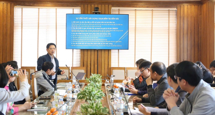 UBND XÃ SÓC SƠN LÀM VIỆC VỚI SỞ DU LỊCH HÀ NỘI VỀ XÂY DỰNG SẢN PHẨM DU LỊCH TRẢI NGHIỆM ĐÊM TẠI ĐỀN SÓC- Ảnh 4.