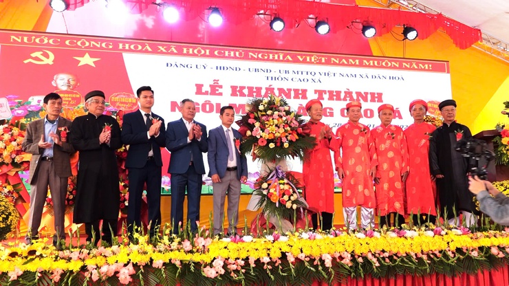 LỄ KHÁNH THÀNH MIẾU LÀNG CAO XÁ – DẤU ẤN VĂN HÓA TÂM LINH TRONG ĐỜI SỐNG NHÂN DÂN- Ảnh 2.