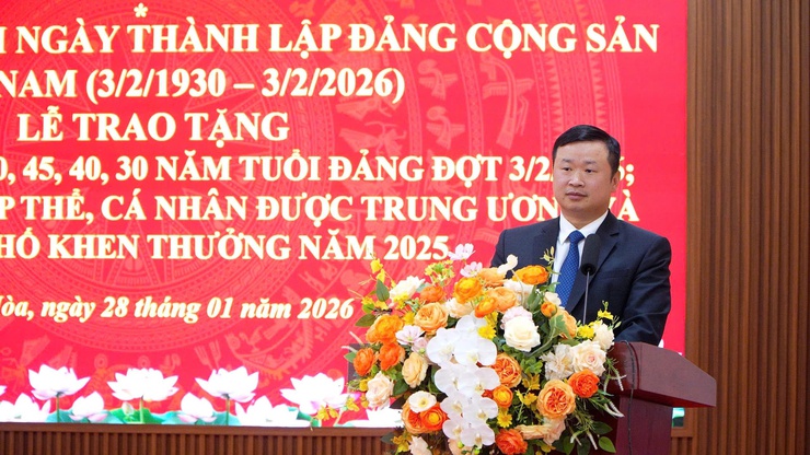 LỄ KỶ NIỆM 96 NĂM NGÀY THÀNH LẬP ĐẢNG CỘNG SẢN VIỆT NAM VÀ TRAO TẶNG HUY HIỆU ĐẢNG ĐỢT 03/02/2026 - Ảnh 14.