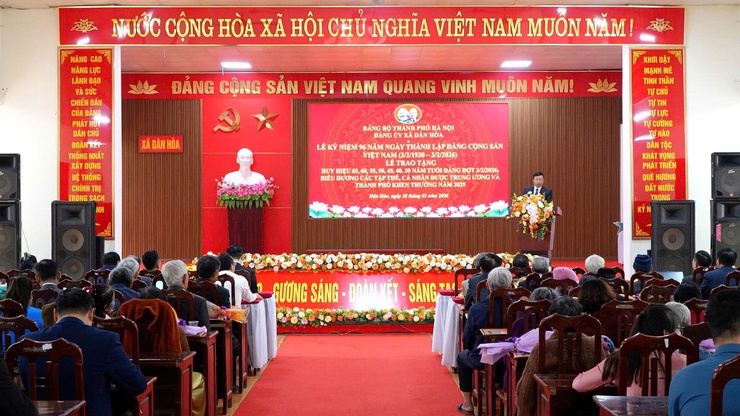 LỄ KỶ NIỆM 96 NĂM NGÀY THÀNH LẬP ĐẢNG CỘNG SẢN VIỆT NAM VÀ TRAO TẶNG HUY HIỆU ĐẢNG ĐỢT 03/02/2026 - Ảnh 18.