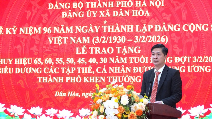 LỄ KỶ NIỆM 96 NĂM NGÀY THÀNH LẬP ĐẢNG CỘNG SẢN VIỆT NAM VÀ TRAO TẶNG HUY HIỆU ĐẢNG ĐỢT 03/02/2026 - Ảnh 2.