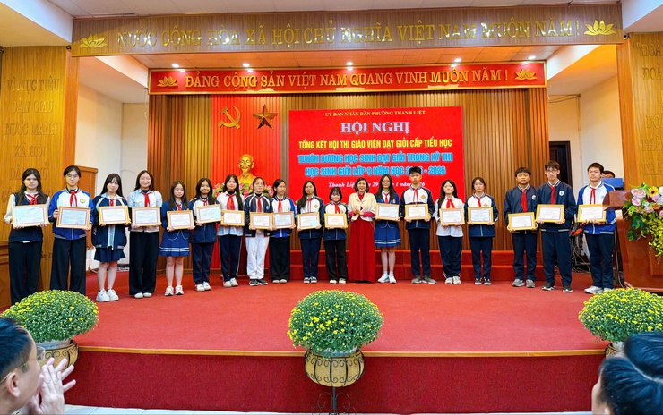 Phường Thanh Liệt: Tổng kết hội thi giáo viên dạy giỏi cấp tiểu học; tuyên dương học sinh giỏi lớp 9 năm học 2025 - 2026- Ảnh 8.