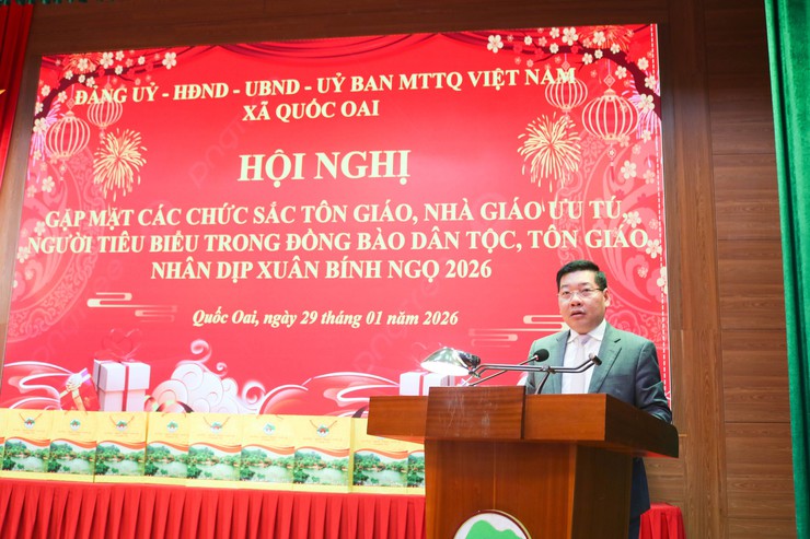 Quốc Oai gặp mặt chức sắc tôn giáo, nhà giáo ưu tú và người tiêu biểu nhân dịp Xuân Bính Ngọ 2026- Ảnh 10.