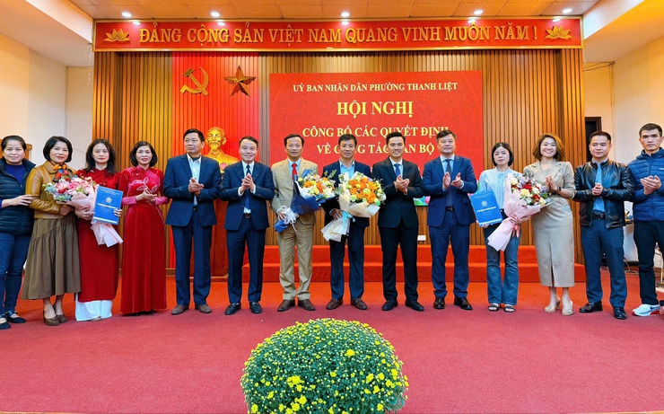Thanh Liệt: Ra mắt Trung tâm Dịch vụ tổng hợp phường và công bố các quyết định về công tác cán bộ- Ảnh 3.