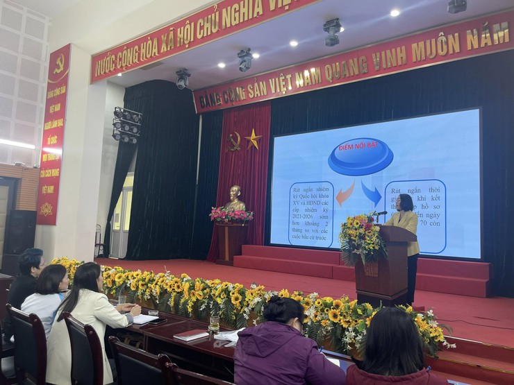 Hội LHPN Phường Bồ Đề tổ chức hội nghị tuyên truyền công tác Bầu cử Đại Biểu Quốc hội và HĐND các cấp Nhiệm kỳ 2025 – 2030 - Ảnh 1.