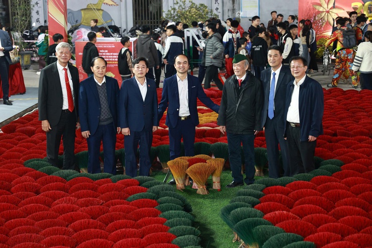 Kết nối làng nghề, xúc tiến thương mại phục vụ Tết Nguyên đán Bính Ngọ 2026- Ảnh 17.