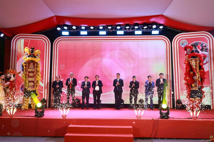 Kết nối làng nghề, xúc tiến thương mại phục vụ Tết Nguyên đán Bính Ngọ 2026- Ảnh 16.