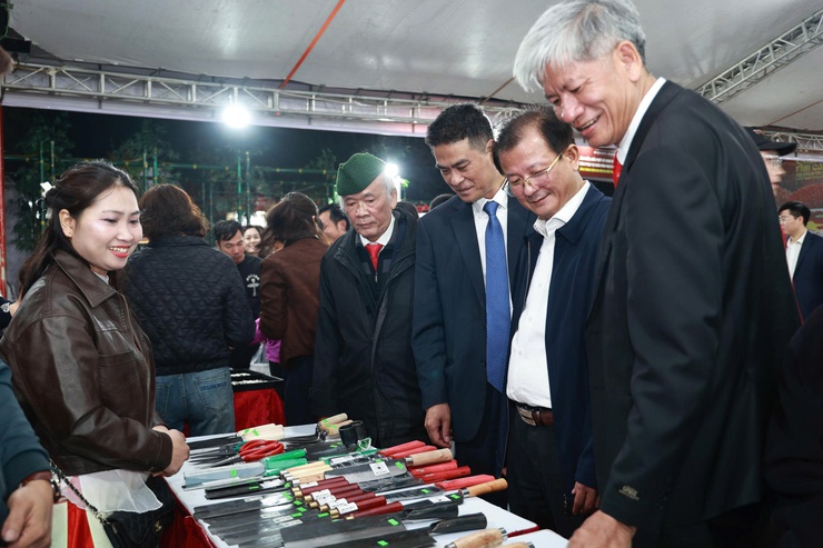 Kết nối làng nghề, xúc tiến thương mại phục vụ Tết Nguyên đán Bính Ngọ 2026- Ảnh 7.