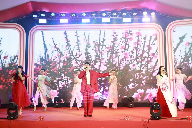 Kết nối làng nghề, xúc tiến thương mại phục vụ Tết Nguyên đán Bính Ngọ 2026- Ảnh 11.