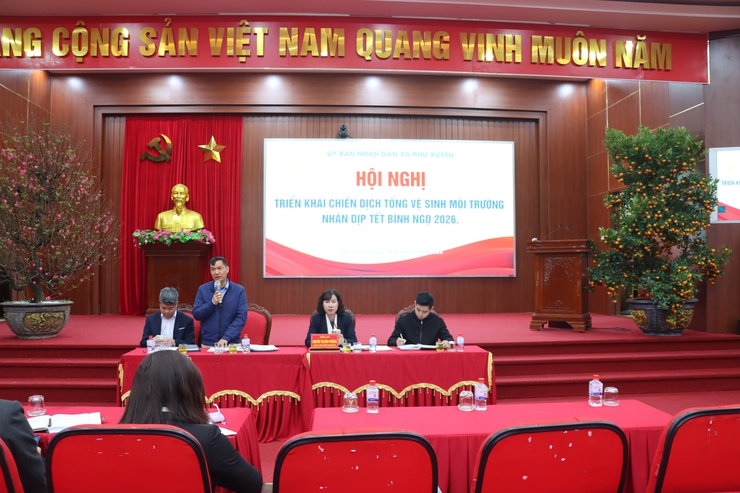 Phú Xuyên chủ động triển khai đồng bộ công tác thu gom rác thải, bảo đảm vệ sinh môi trường và trật tự đô thị dịp Tết Nguyên đán Bính Ngọ 2026- Ảnh 3.