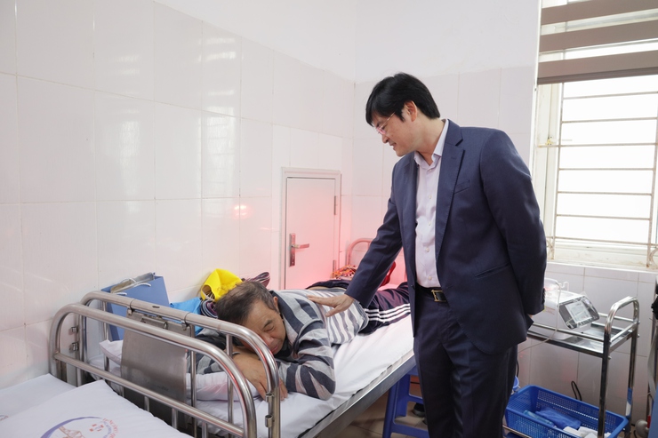 Các bệnh viện thành phố hỗ trợ, hợp tác chuyên môn với Trạm Y tế phường Việt Hưng- Ảnh 4.