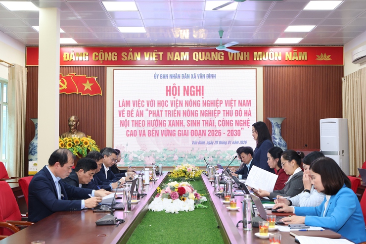 Học viện Nông nghiệp Việt Nam làm việc với UBND xã Vân Đình về định hướng trong lĩnh vực nông nghiệp và phát triển địa phương- Ảnh 3.