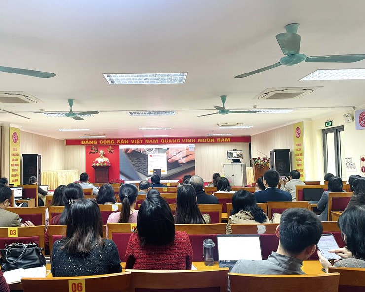 Phường Dương Nội dự Hội nghị tập huấn triển khai 4 thủ tục hành chính của Đảng trên Cổng dịch vụ công Quốc gia- Ảnh 1.