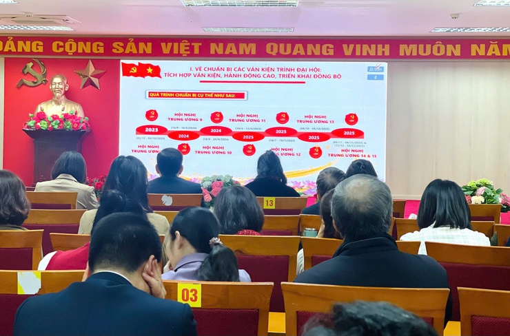 Phường Dương Nội dự Hội nghị Báo cáo viên Trung ương tháng 1/2026 thông báo nhanh kết quả Đại hội Đảng toàn quốc lần thứ XIV- Ảnh 2.