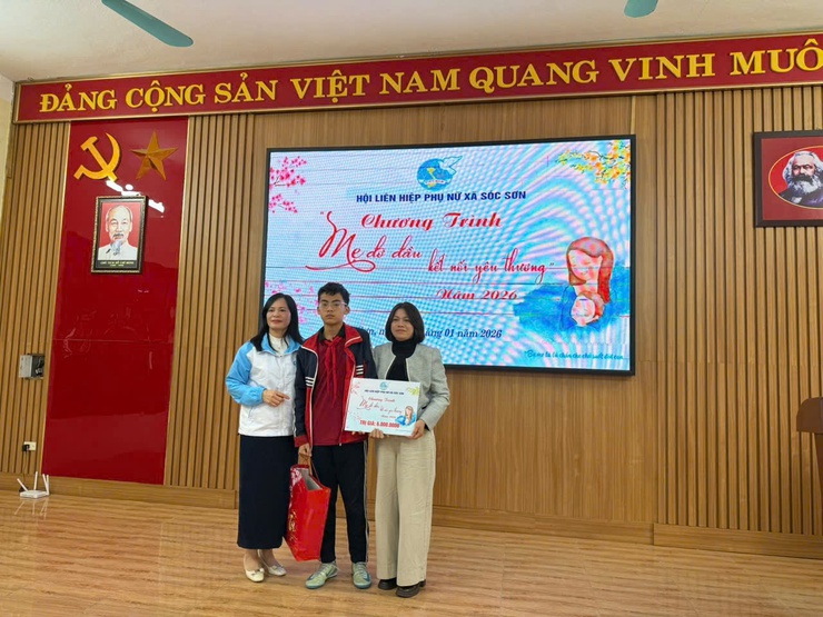 Hội LHPN xã Sóc Sơn trao quà Tết ấm áp nghĩa tình cho phụ nữ, trẻ em có hoàn cảnh khó khăn, chương trình Mẹ đỡ đầu- Ảnh 11.