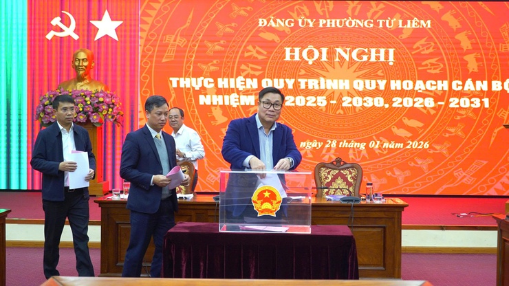 Phường Từ Liêm tổ chức các hội nghị thực hiện quy trình quy hoạch cán bộ nhiệm kỳ 2025–2030, 2026–2031

- Ảnh 2.