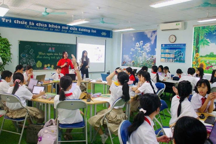 ĐÔNG NGẠC – XÂY DỰNG MÔI TRƯỜNG GIÁO DỤC KỶ CƯƠNG, TRÁCH NHIỆM, ĐỔI MỚI, SÁNG TẠO TRONG KỶ NGUYÊN SỐ- Ảnh 2.