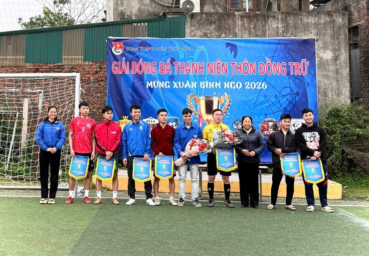 Khai mạc Giải bóng đá Thanh niên thôn Đồng Trữ 
Xuân Bính Ngọ 2026
- Ảnh 1.
