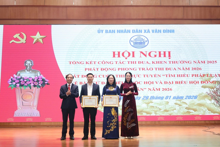 UBND xã Vân Đình tổng kết phong trào thi đua yêu nước và phát động cuộc thi trực tuyến “Tìm hiểu pháp luật về bầu cử đại biểu Quốc hội và đại biểu Hội đồng nhân dân” năm 2026- Ảnh 3.