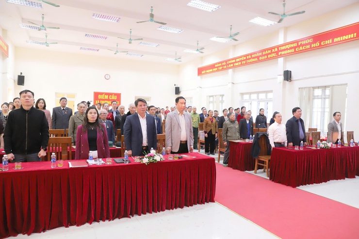 29 đảng viên thuộc đảng bộ xã Thượng Phúc được trao tặng Huy hiệu Đảng đợt 3/2/2026- Ảnh 1.