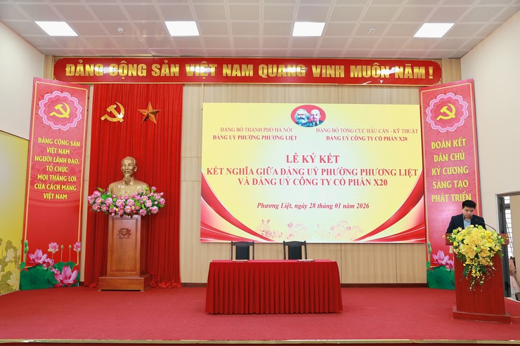 Lễ ký kết nghĩa giữa Đảng ủy phường Phương Liệt và Đảng ủy Công ty Cổ phần X20- Ảnh 2.