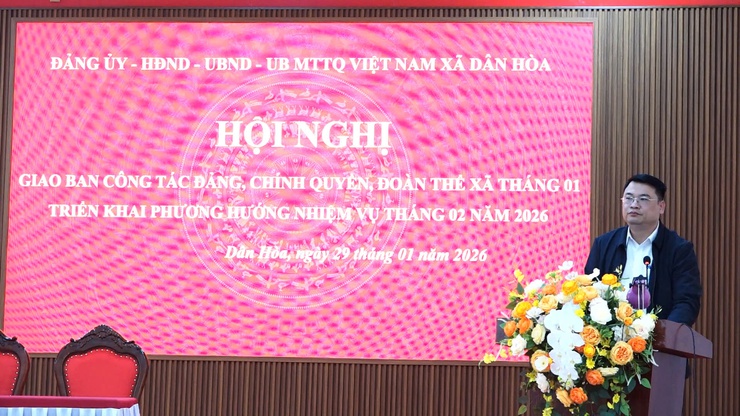 HỘI NGHỊ GIAO BAN CÔNG TÁC ĐẢNG, CHÍNH QUYỀN, ĐOÀN THỂ XÃ DÂN HÒA THÁNG 01/2026:
ĐÁNH GIÁ TOÀN DIỆN KẾT QUẢ, QUYẾT LIỆT TRIỂN KHAI NHIỆM VỤ THÁNG 02- Ảnh 2.