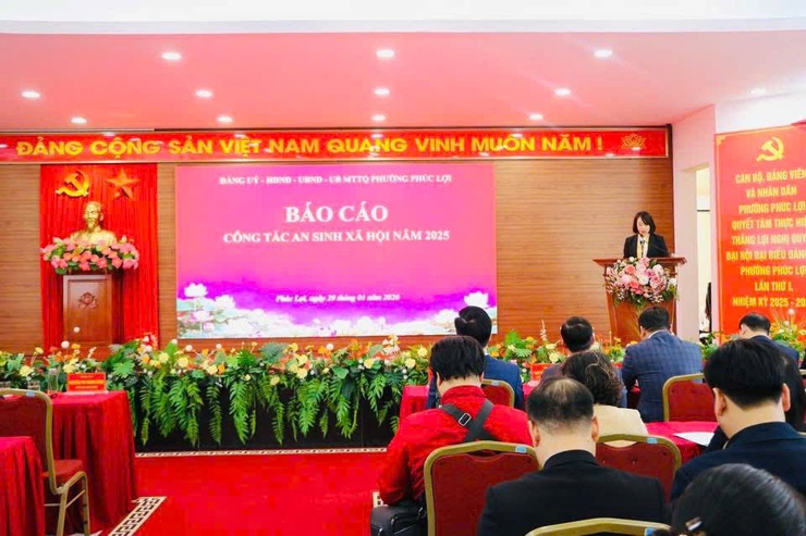 Phường Phúc Lợi: Tổ chức truy tặng Danh hiệu Bà mẹ Việt Nam Anh hùng, gặp mặt tặng quà nhân dịp tết Nguyên đán Bính Ngọ 2026- Ảnh 2.