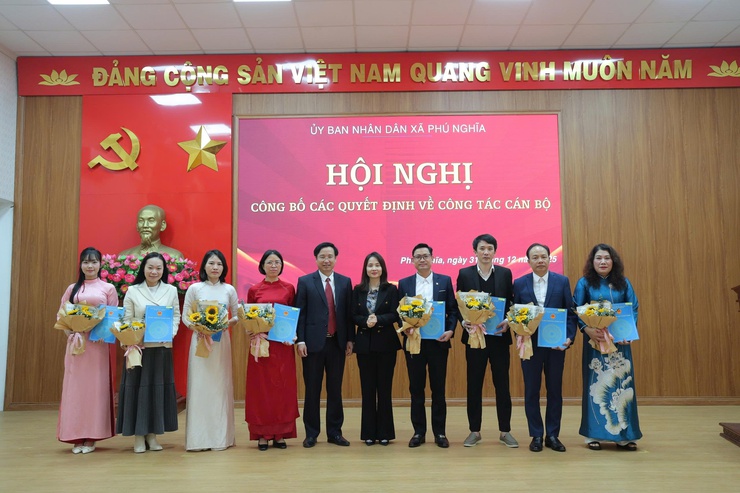 Xã Phú Nghĩa tổ chức lại Trung tâm Văn hoá - Thông tin và Thể thao thành Trung tâm Dịch vụ tổng hợp kể từ ngày 01/01/2026- Ảnh 1.