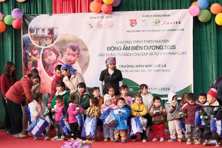 HÀNH TRÌNH GIEO ẤM MÙA ĐÔNG TỪ LỚP LỚN 6 
TRƯỜNG MẦM NON TƯƠNG MAI
- Ảnh 1.