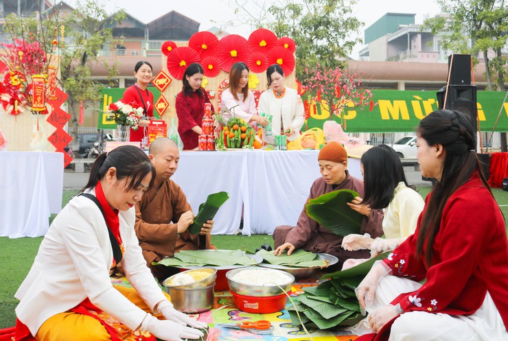 Quốc Oai lan tỏa yêu thương qua chương trình “Trao xuân nhân ái – Gửi trọn yêu thương”- Ảnh 25.