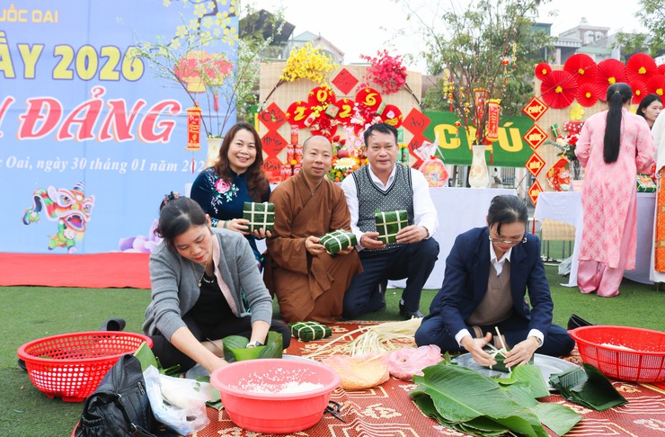 Quốc Oai lan tỏa yêu thương qua chương trình “Trao xuân nhân ái – Gửi trọn yêu thương”- Ảnh 29.