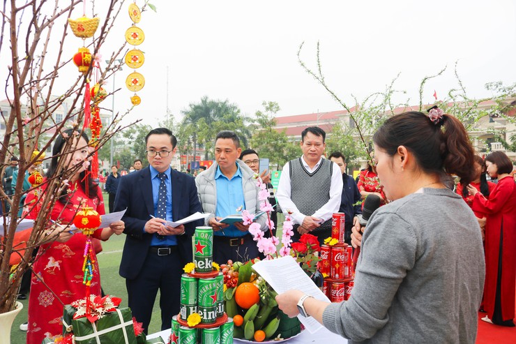 Quốc Oai lan tỏa yêu thương qua chương trình “Trao xuân nhân ái – Gửi trọn yêu thương”- Ảnh 38.