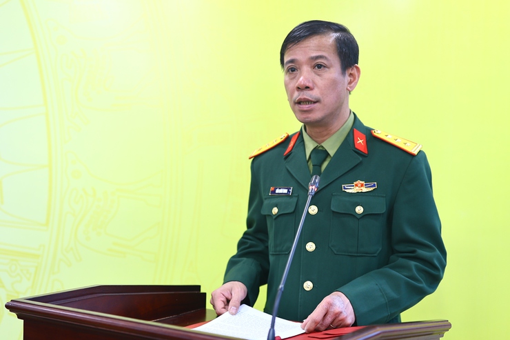 Đảng uỷ xã Thạch Thất tổ chức hội nghị công bố quyết định về công tác cán bộ Ban Chỉ huy Quân sự xã- Ảnh 2.