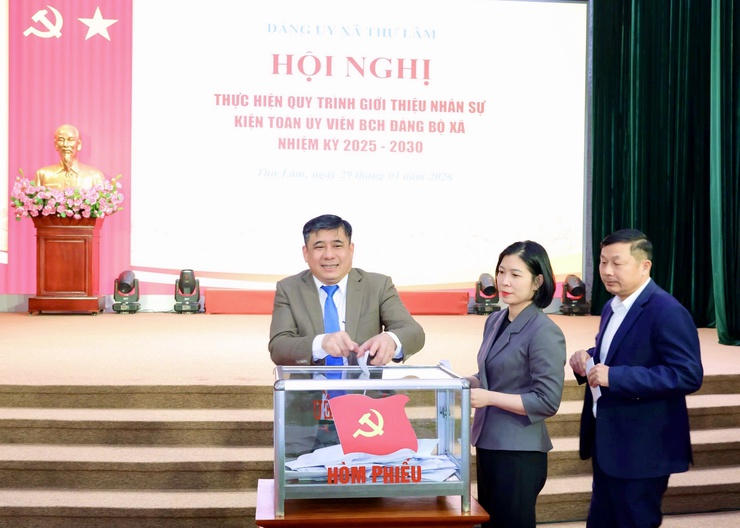 ĐẢNG ỦY XÃ THƯ LÂM TỔ CHỨC HỘI NGHỊ THỰC HIỆN QUY TRÌNH GIỚI THIỆU NHÂN SỰ KIỆN TOÀN UỶ VIÊN BCH  ĐẢNG BỘ XÃ NHIỆM KỲ 2025-2030- Ảnh 5.
