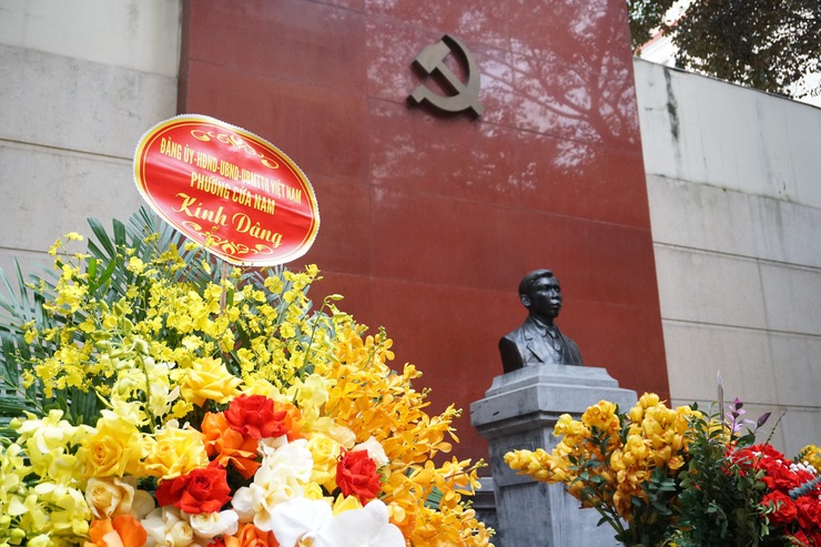 TIẾP NỐI TRUYỀN THỐNG CÁCH MẠNG – PHƯỜNG CỬA NAM DÂNG HƯƠNG TẠI DI TÍCH LỊCH SỬ QUỐC GIA 90 THỢ NHUỘM- Ảnh 2.