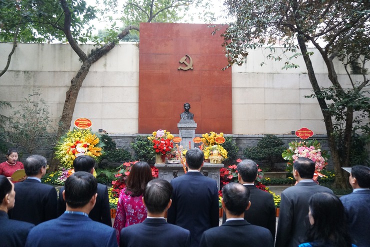 TIẾP NỐI TRUYỀN THỐNG CÁCH MẠNG – PHƯỜNG CỬA NAM DÂNG HƯƠNG TẠI DI TÍCH LỊCH SỬ QUỐC GIA 90 THỢ NHUỘM- Ảnh 6.