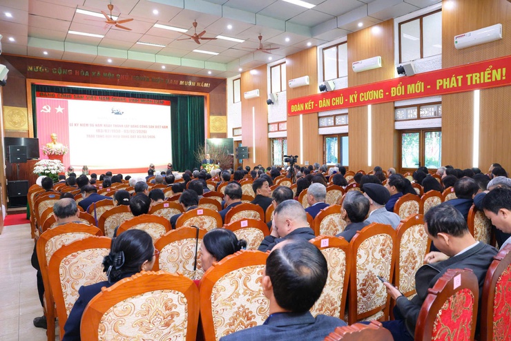 ĐẢNG ỦY XÃ THƯ LÂM TRANG TRỌNG TỔ CHỨC LỄ KỶ NIỆM 96 NĂM NGÀY THÀNH LẬP ĐẢNG (03/02/1930-03/02/2026) VÀ TRAO HUY HIỆU ĐẢNG ĐỢT 03/02/2026- Ảnh 6.