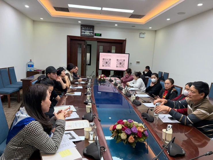 Hội nghị tập huấn kiến thức an toàn thực phẩm cho các chủ cơ sở kinh doanh dịch vụ ăn uống tại tuyến phố Hoàng Cầu và tuyến phố Ô Chợ Dừa- Ảnh 10.