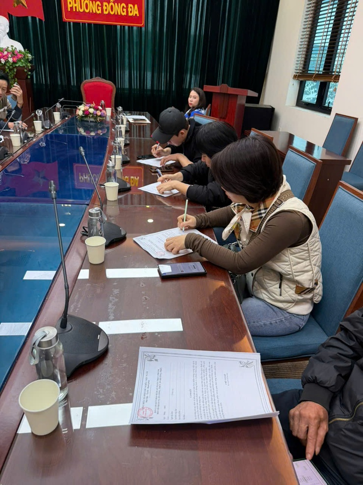 Hội nghị tập huấn kiến thức an toàn thực phẩm cho các chủ cơ sở kinh doanh dịch vụ ăn uống tại tuyến phố Hoàng Cầu và tuyến phố Ô Chợ Dừa- Ảnh 2.