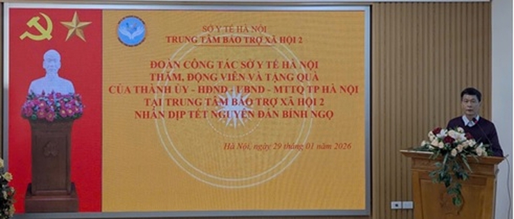Lãnh đạo Sở Y tế Hà Nội thăm, tặng quà Tết Nguyên đán Bính Ngọ 2026 tại Trung tâm Bảo trợ xã hội 2 Hà Nội- Ảnh 2.
