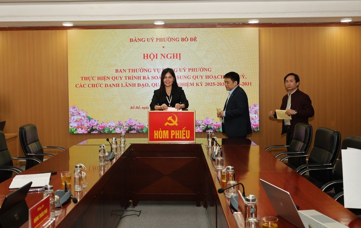 Phường Bồ Đề tổ chức các hội nghị thực hiện quy trình quy hoạch cán bộ nhiệm kỳ 2025–2030, 2026–2031- Ảnh 5.