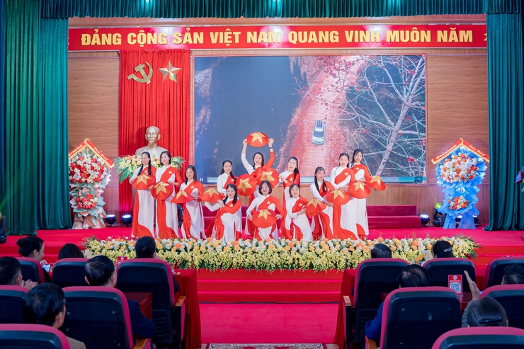 ÔNG NGÔ DUY BẢY ĐƯỢC BẦU LÀM CHỦ TỊCH HỘI CHỮ THẬP ĐỎ XÃ NỘI BÀI KHÓA I, NHIỆM KỲ 2026-2031
- Ảnh 4.