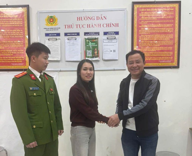 NGƯỜI TỐT – VIỆC TỐT: CHỊ HÀ THỊ KIM THOA HOÀN TRẢ HƠN 2 TỶ ĐỒNG CHUYỂN KHOẢN NHẦM - Ảnh 2.