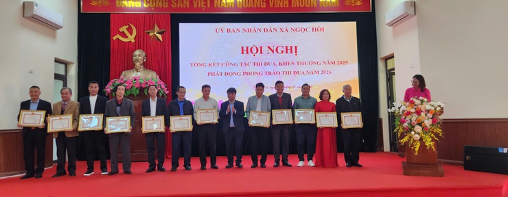 UBND xã Ngọc Hồi tổng kết công tác thi đua, khen thưởng năm 2025, phát động phong trào thi đua yêu nước năm 2026- Ảnh 5.